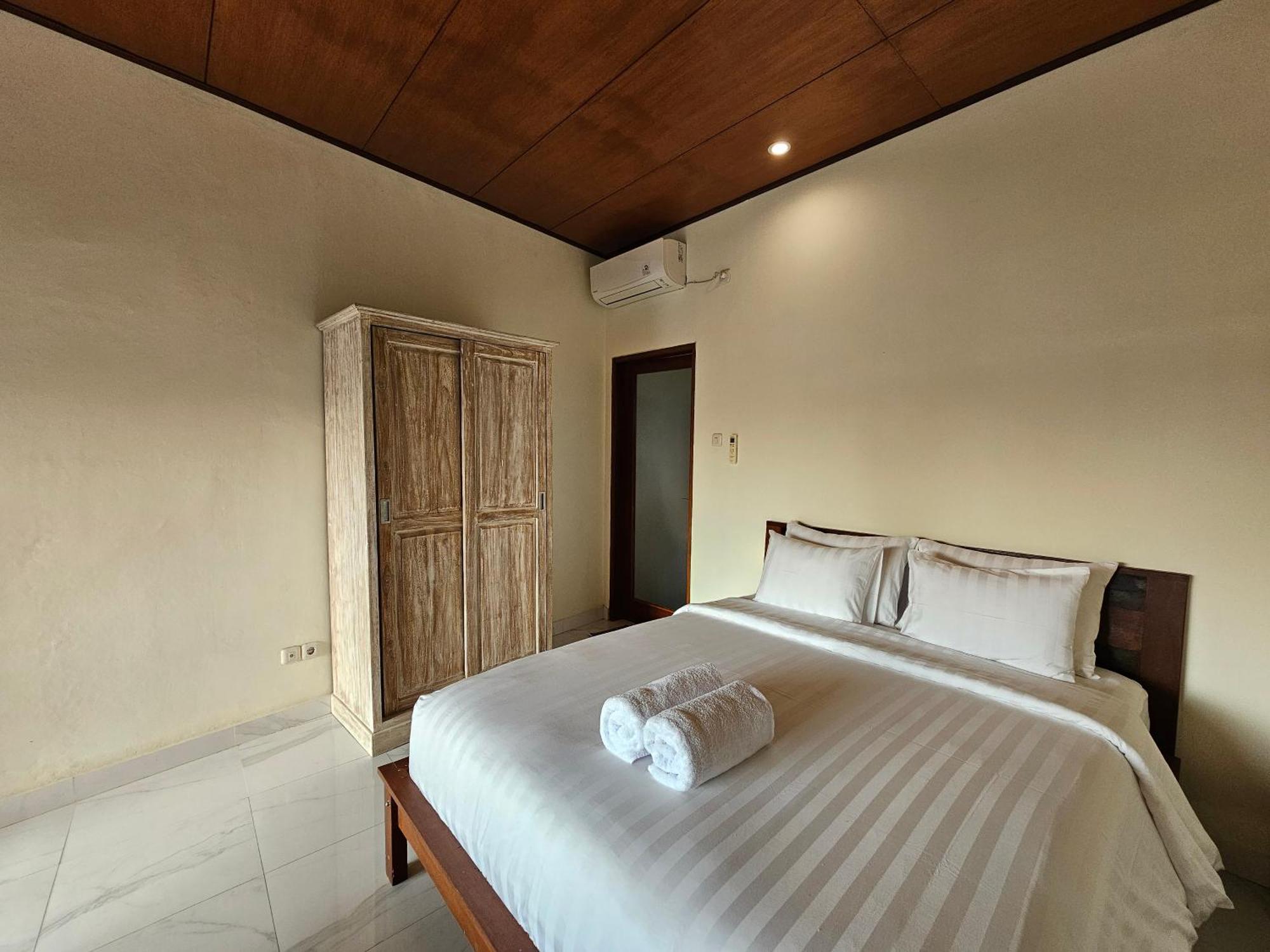 Tegalsari Guest House Canggu Экстерьер фото