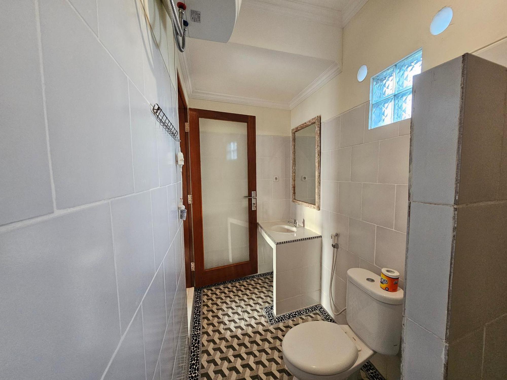 Tegalsari Guest House Canggu Экстерьер фото