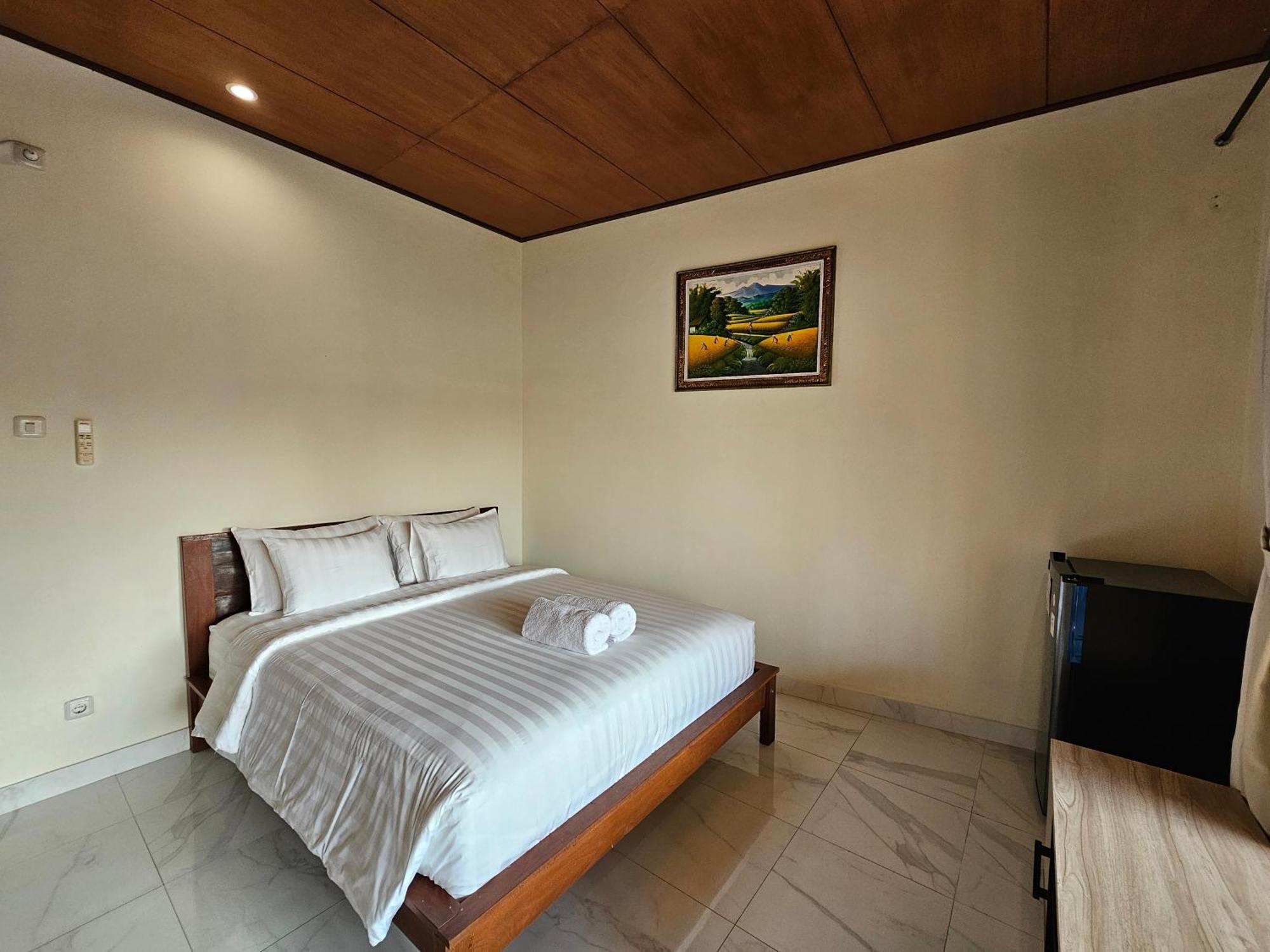 Tegalsari Guest House Canggu Экстерьер фото