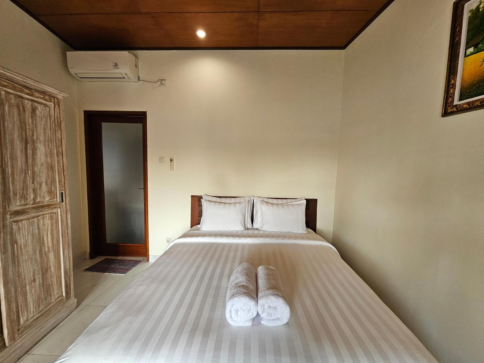 Tegalsari Guest House Canggu Экстерьер фото