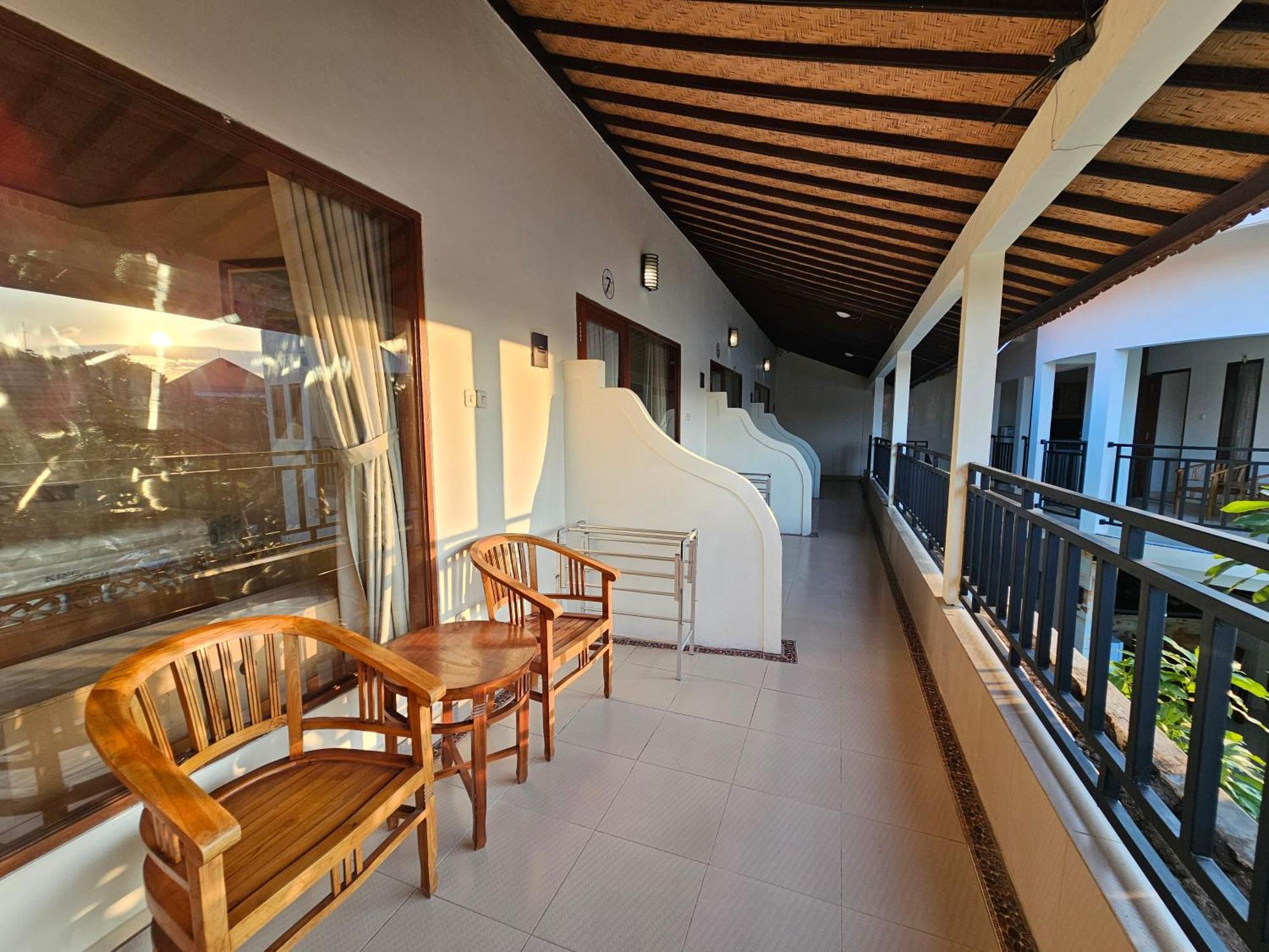 Tegalsari Guest House Canggu Экстерьер фото